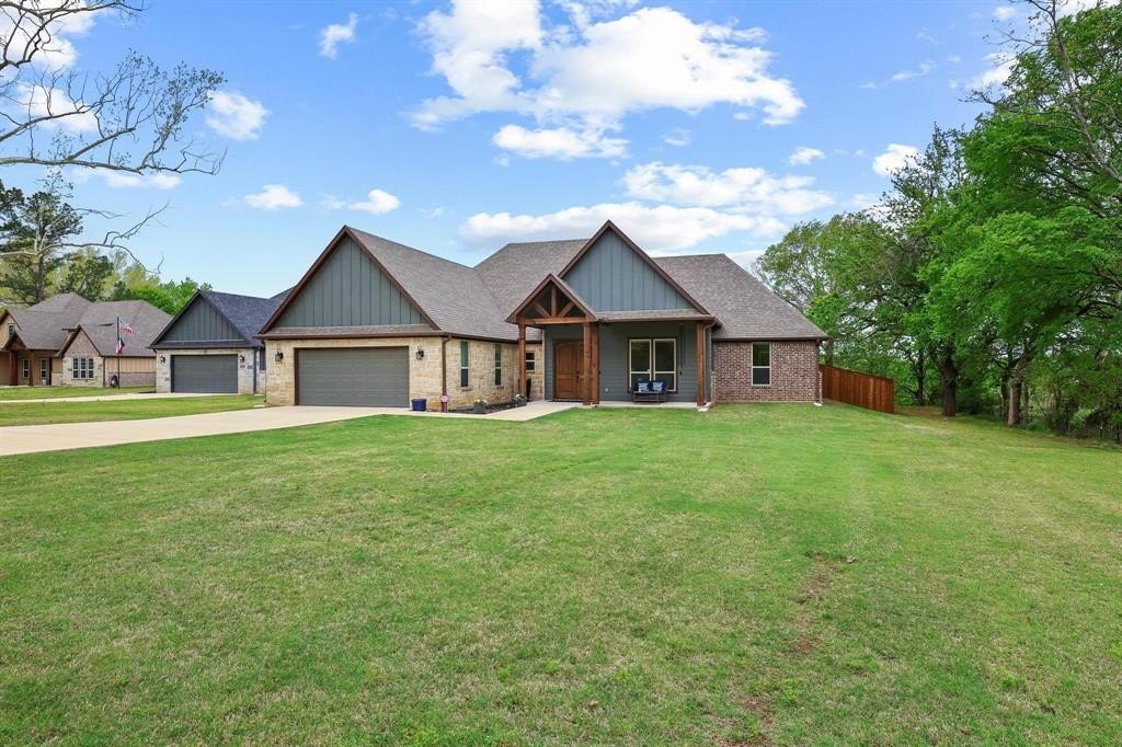 Single Family 4BR 3BA - 4836 S Theresa Drive, Denison, TX