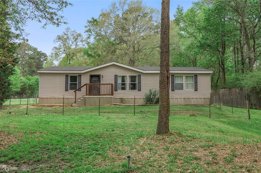 Manufactured Housing 3BR 2BA - 12236 Greenwood Springridge, Keithville, LA