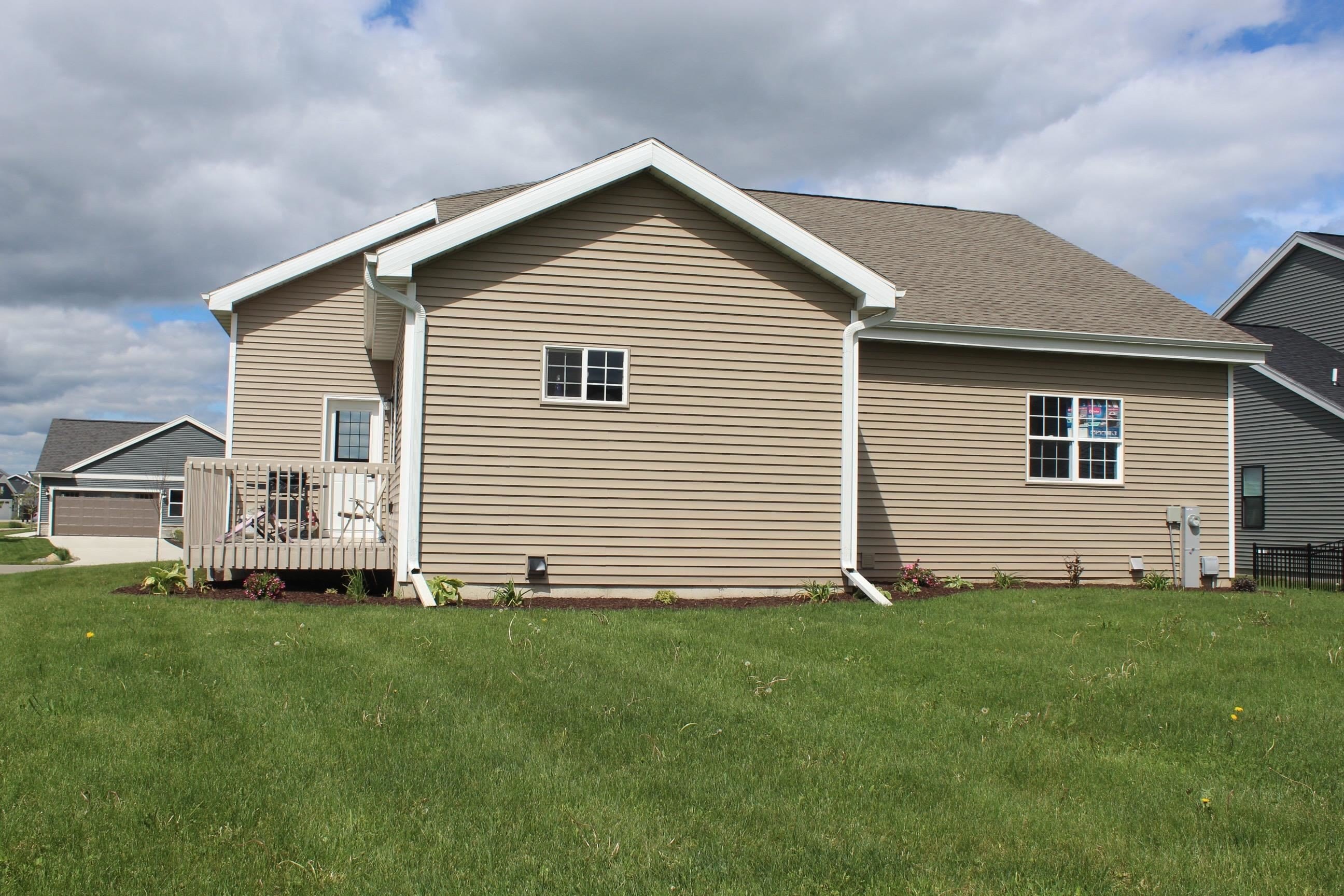 Single Family 3BR 2BA - 6614 Ramshorn Drive, DeForest, WI