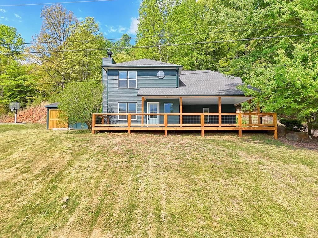Single Family 4BR 3BA - 233 Bradshaw Road, Hiawassee, GA
