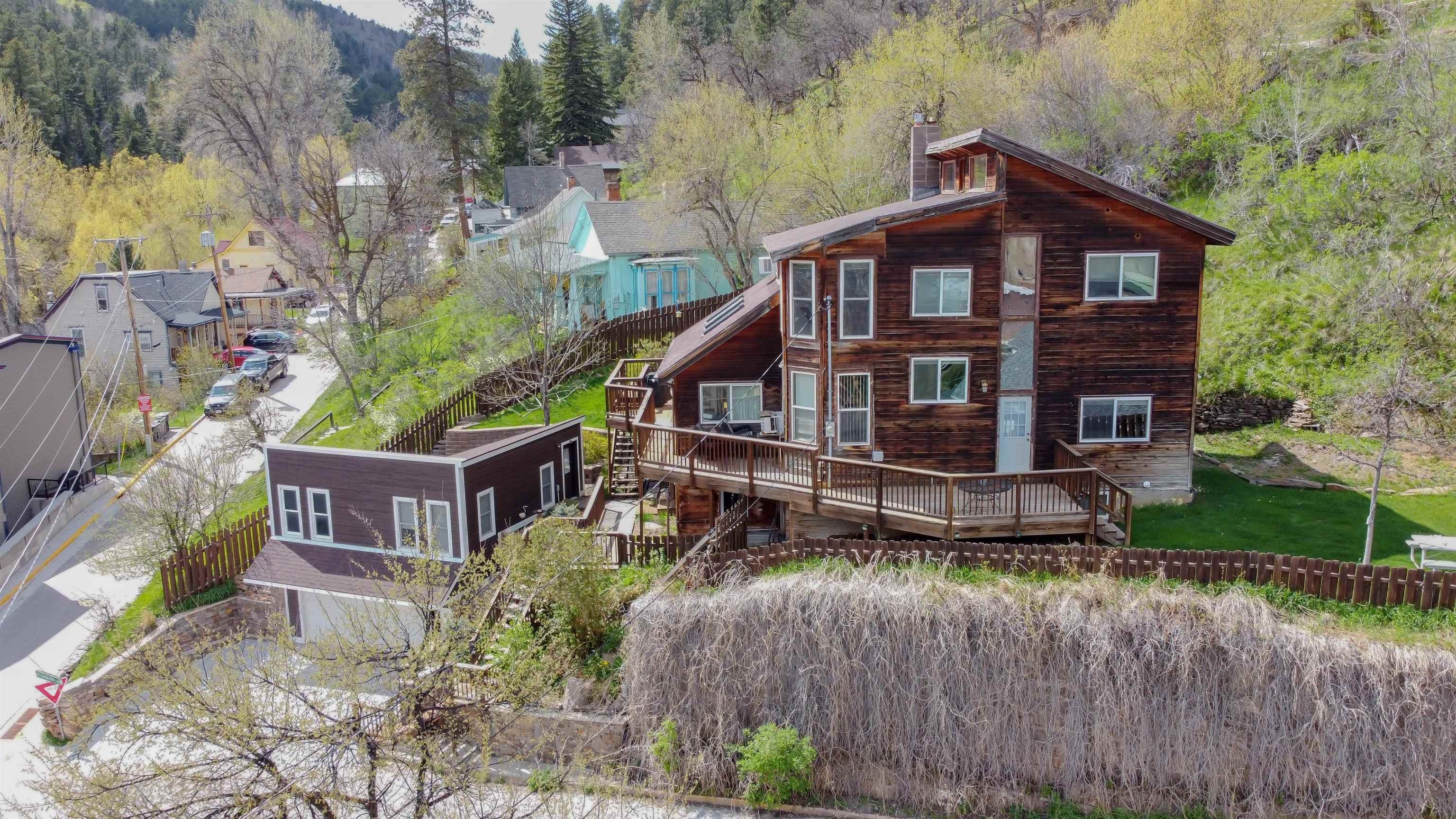 Single Family 4BR 3BA - 10 Centennial Avenue, Deadwood, SD