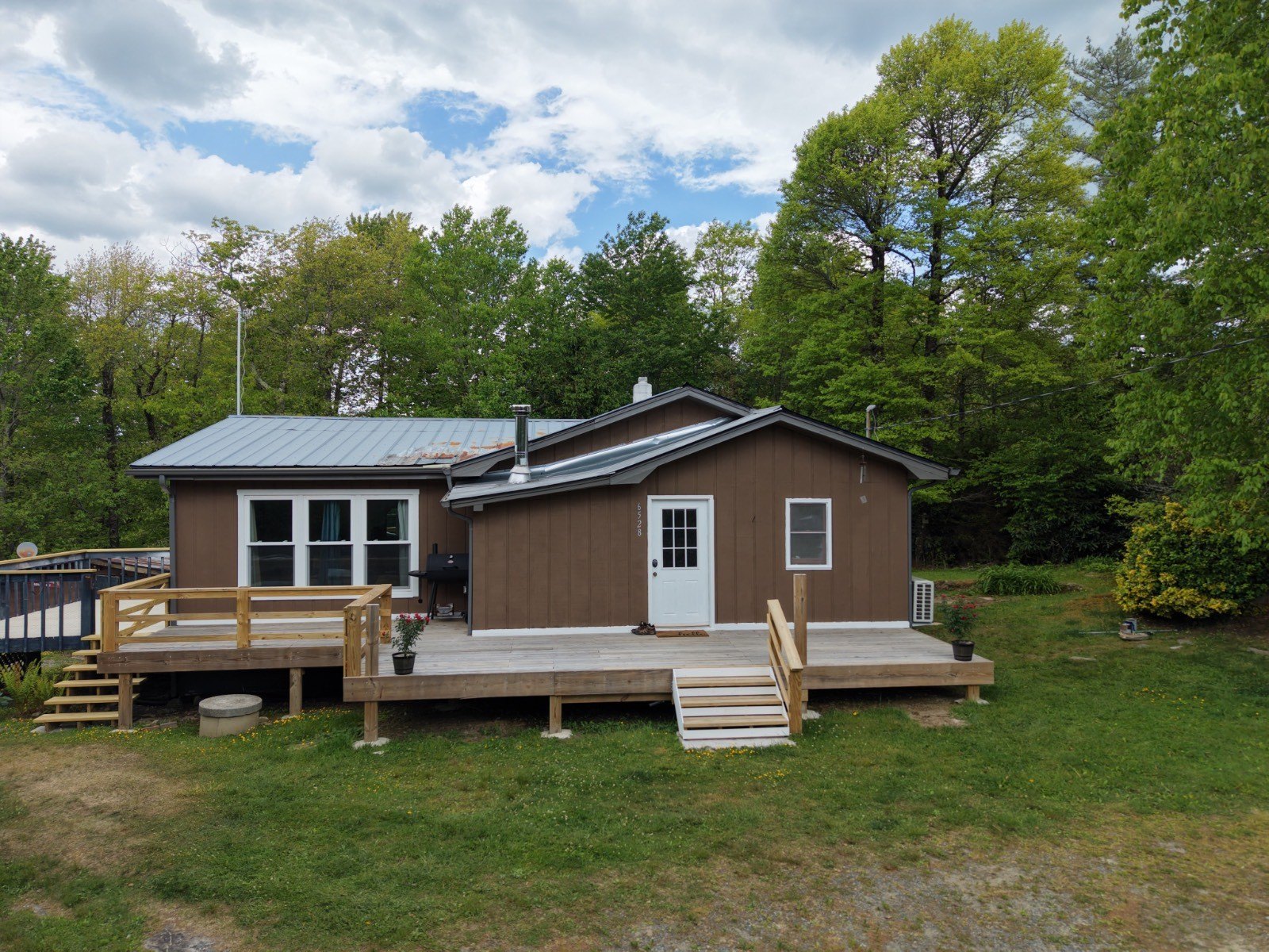 Other 3BR 1BA - 6528 Cliff Side Drive, Newland, NC