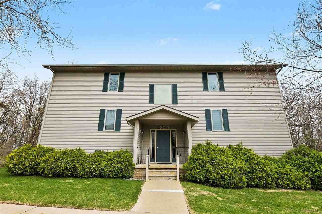 Single Family 2BR 2BA - 2043 Woods, Petoskey, MI