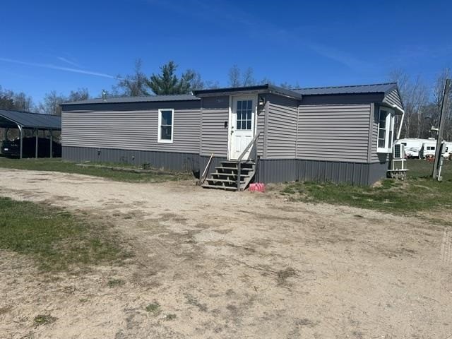 Single Family 2BR 1BA - 6122 Ringler, Pellston, MI