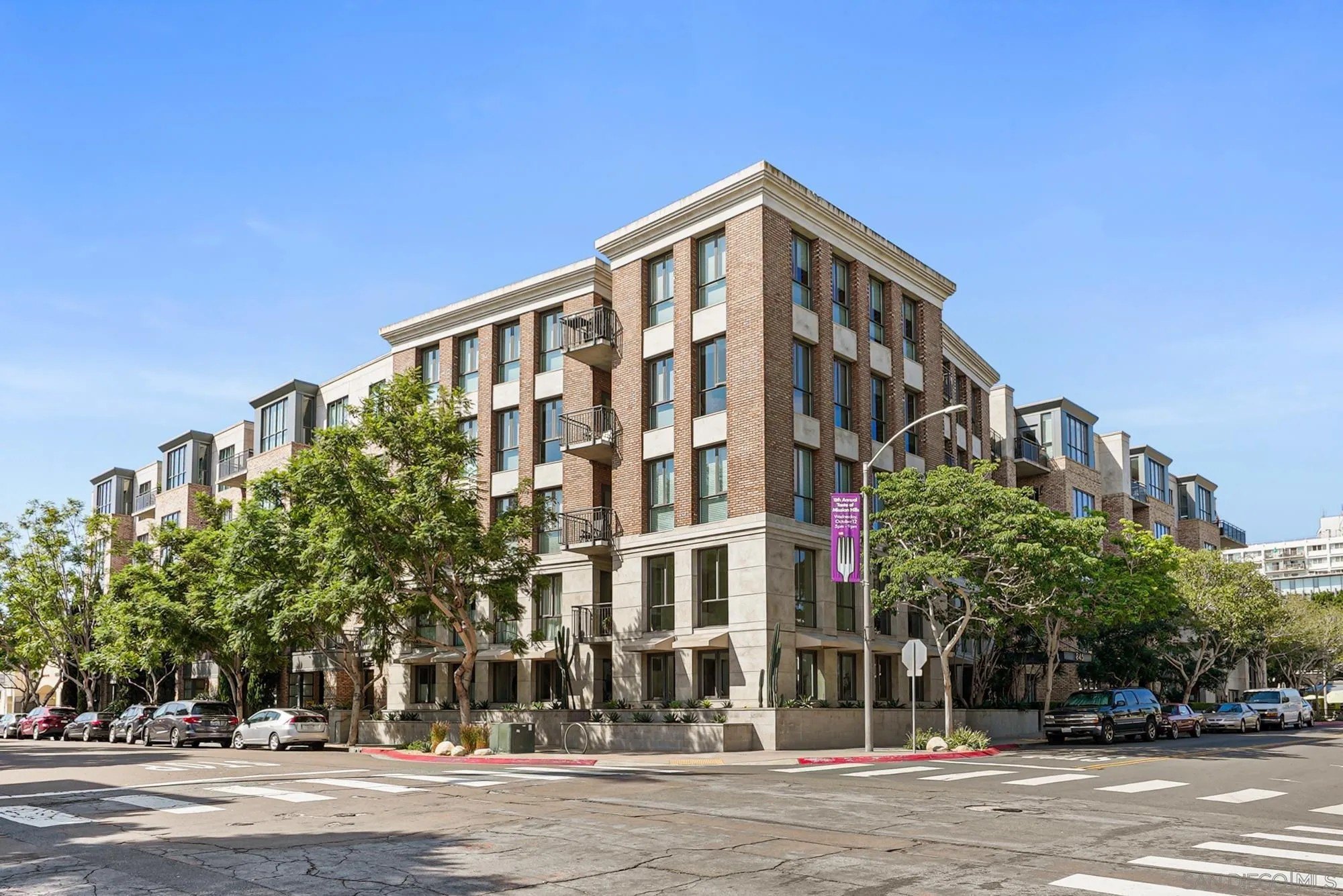 845 Fort Stockton Unit 308