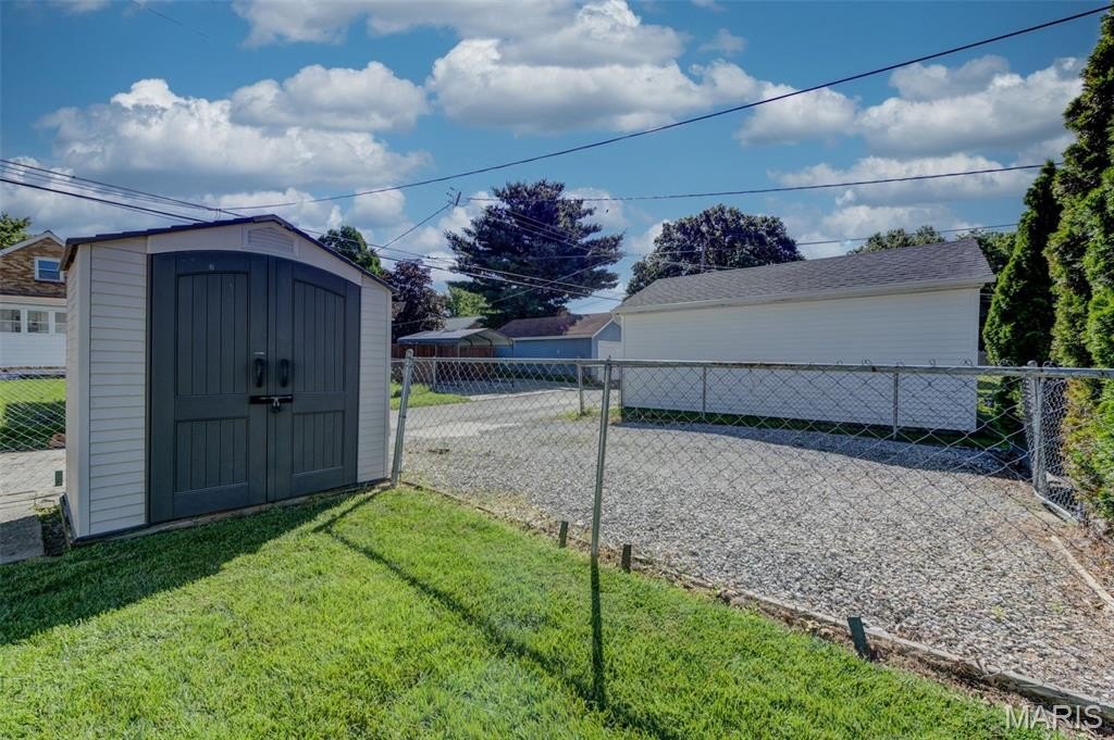 Single Family 3BR 1BA - 5453 Robert Avenue, St Louis, MO