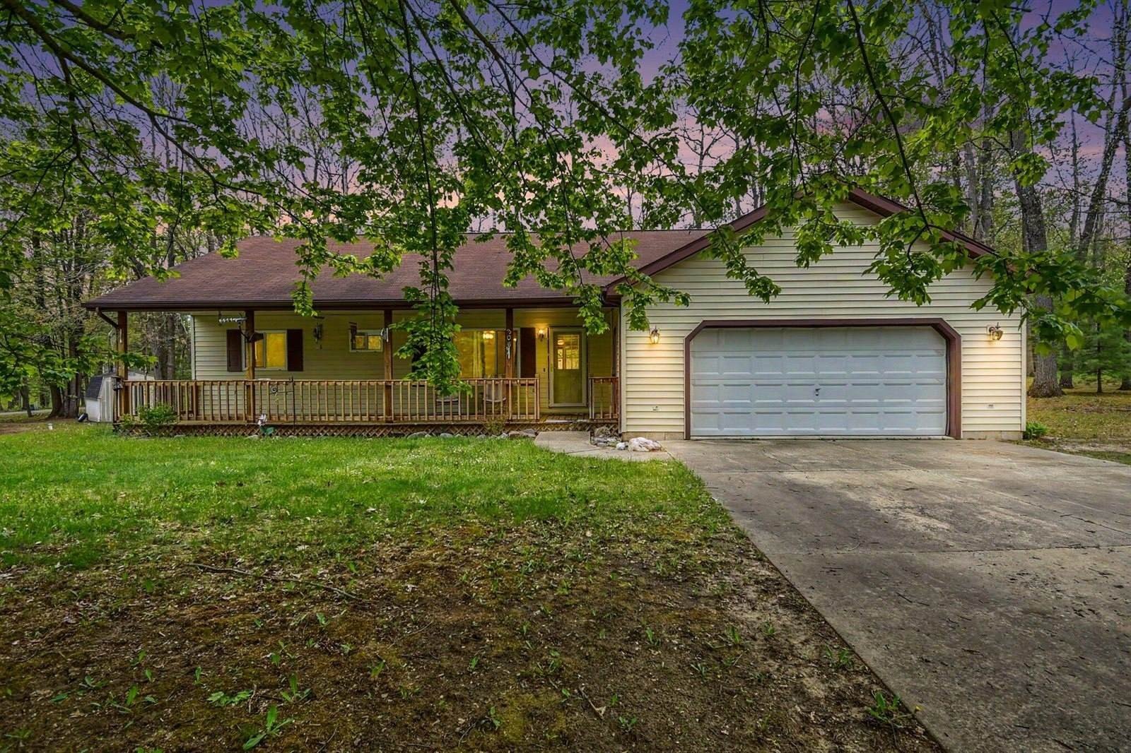 Other 3BR 2BA - 306 Silverhill Drive, Houghton Lake, MI