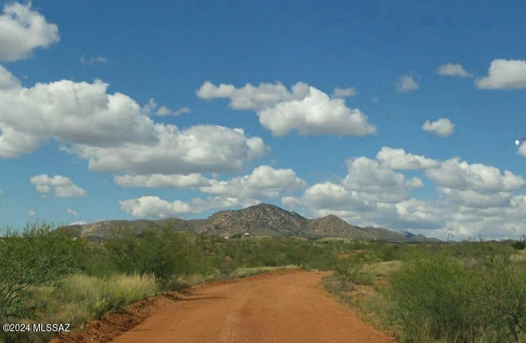 38 /- ACRE on Rambling Rd  
