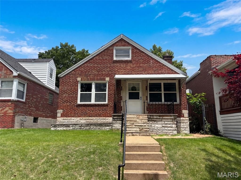 Single Family 5BR 2BA - 5363 Reber Place, St Louis, MO