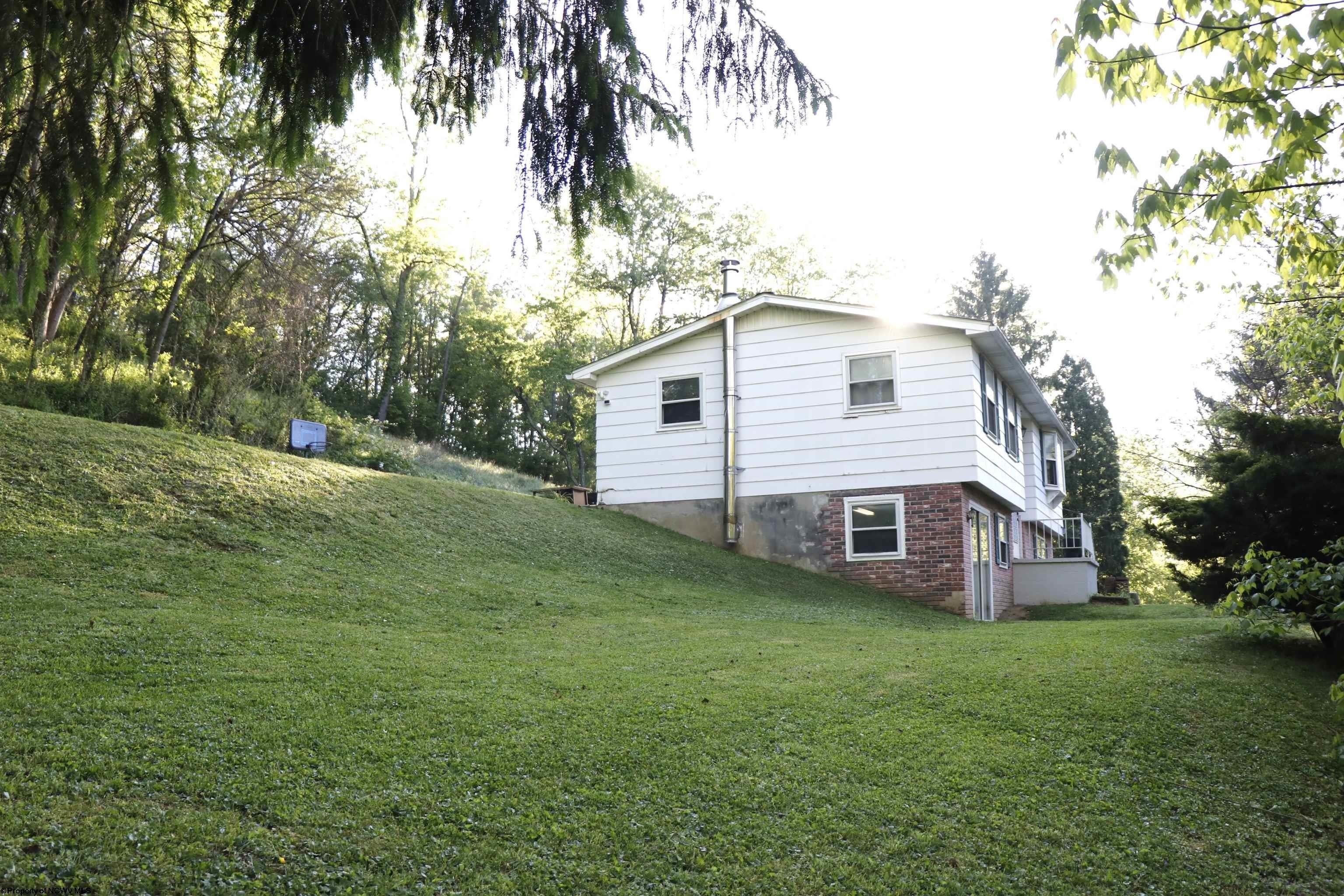 Single Family 2BR 2BA - 298 Tipple Road, Salem, WV