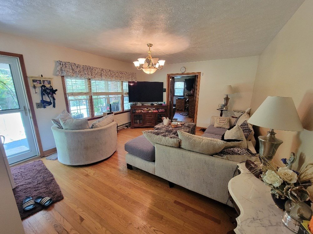 Single Family 3BR 2BA - 4010 Gambetta Rd, Galax, VA