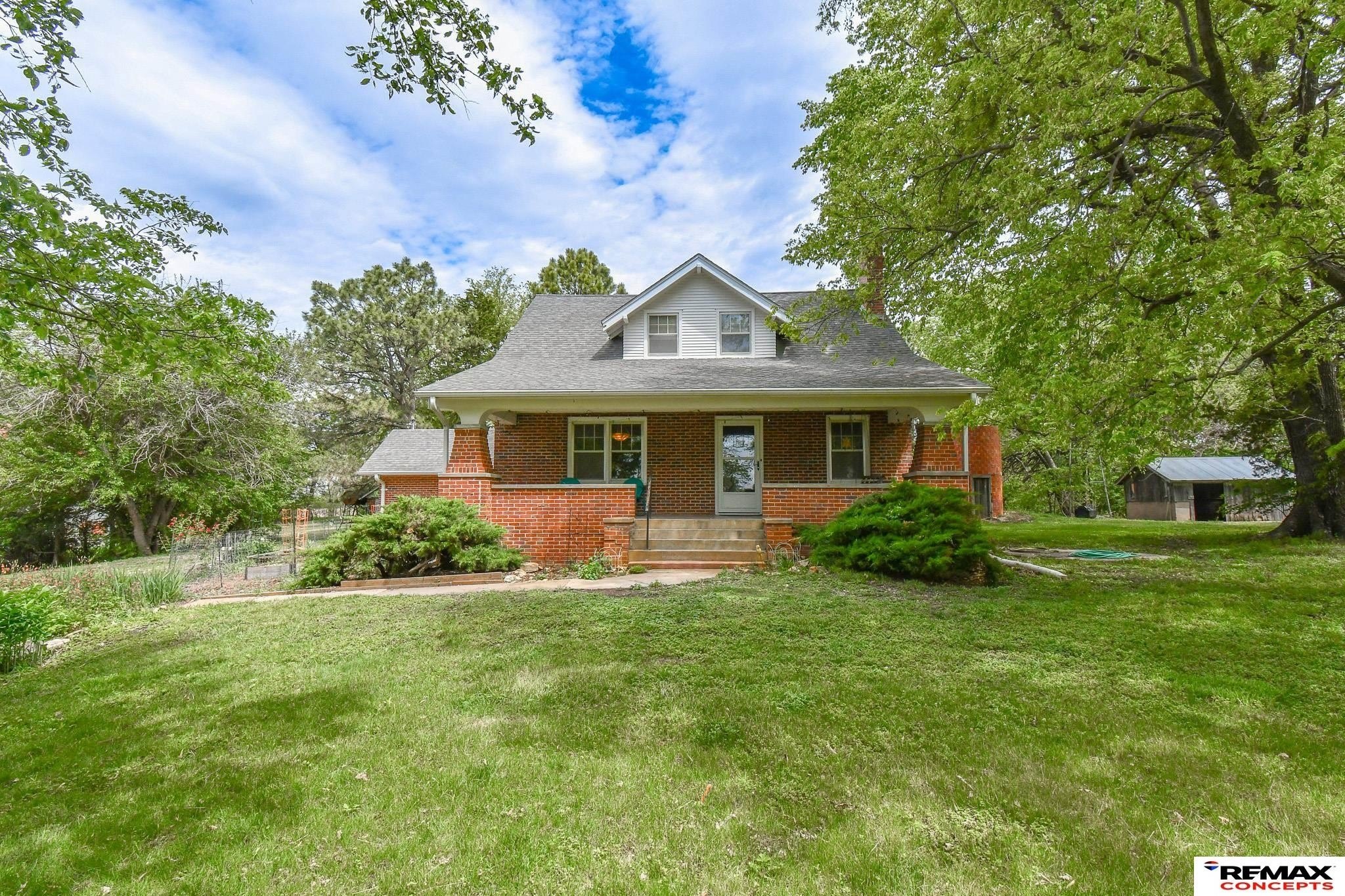 Single Family 3BR 2BA - 5400 W Wittstruck Road, Martell, NE