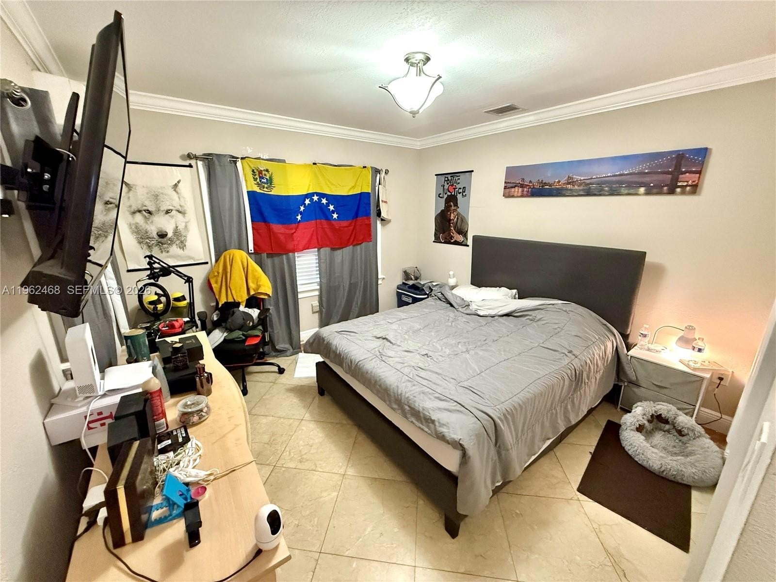Single Family 4BR 3BA - 300 SW 71st Ave, Miami, FL