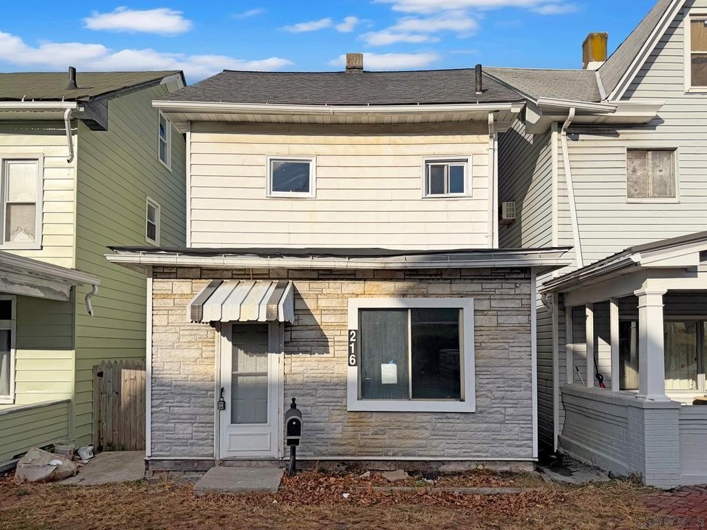 Single Family 3BR 1BA - 216 2nd Avenue, Altoona, PA
