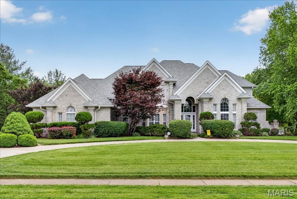 Single Family 5BR 6BA - 137 Longmeade Drive, O'Fallon, IL