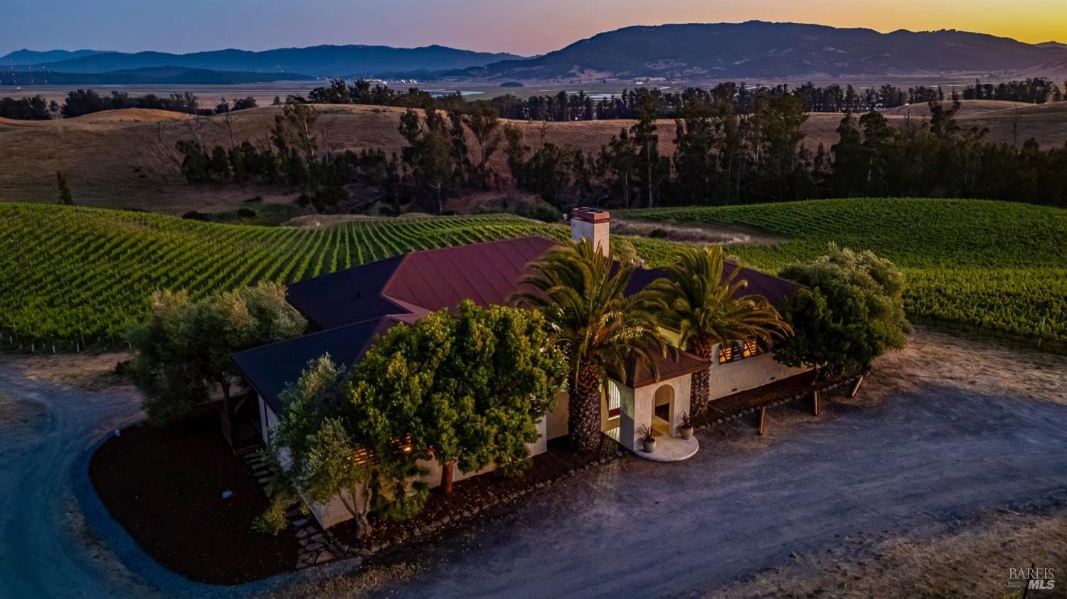 Single Family 3BR 2BA - 6513 Lakeville Highway, Petaluma, CA