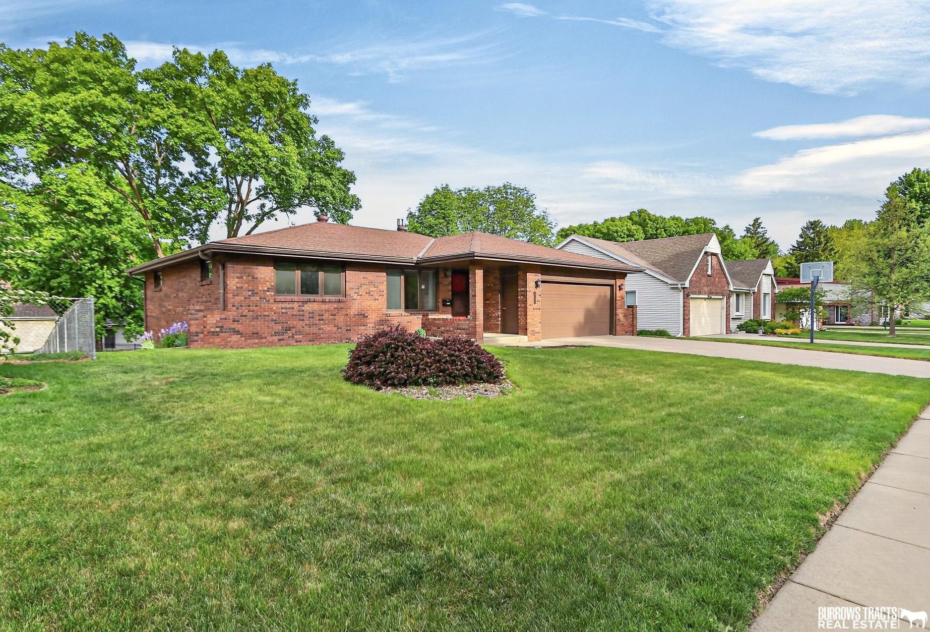 Single Family 3BR 3BA - 3739 S 77th Street, Lincoln, NE