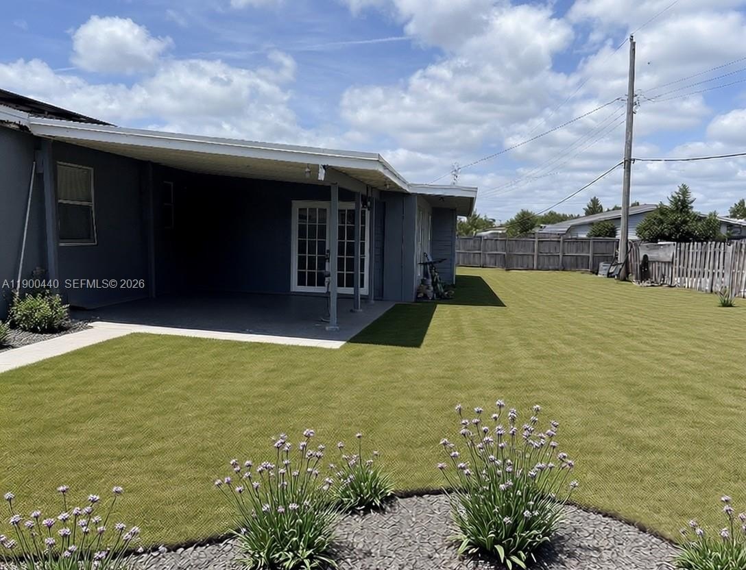 Single Family 7BR 3BA - 1885 NE 53rd St, Pompano Beach, FL