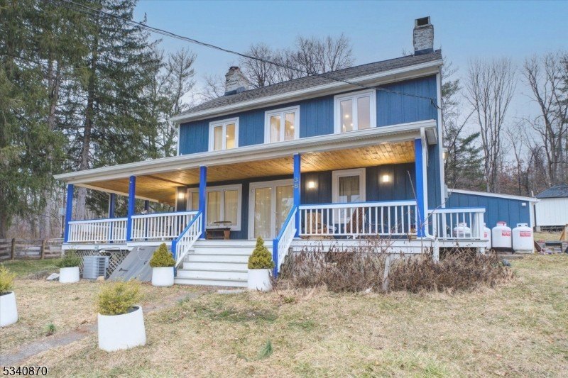 Single Family 5BR 3BA - 38 Stark Rd, Knowlton Twp., NJ