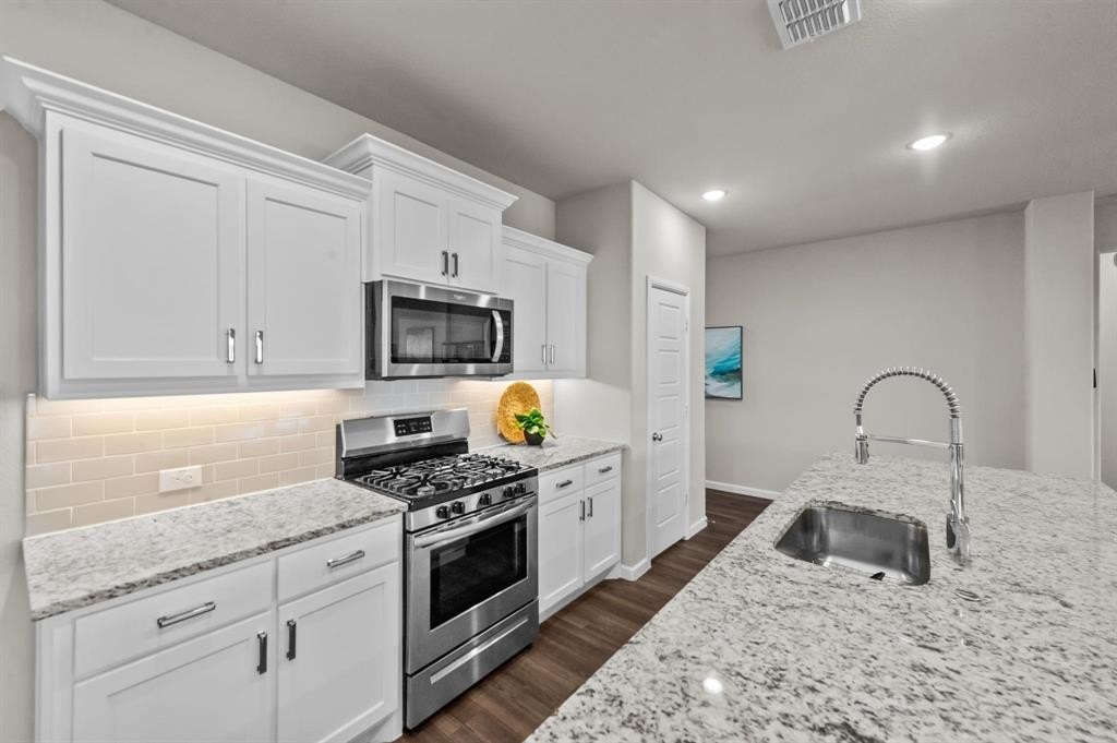 Single Family 3BR 2BA - 532 Crystal Clear Lane, Princeton, TX