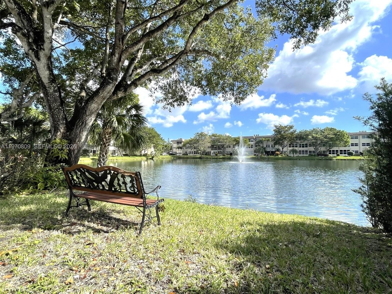 Condo 2BR 2BA - 5102 NW 36th St, Lauderdale Lakes, FL