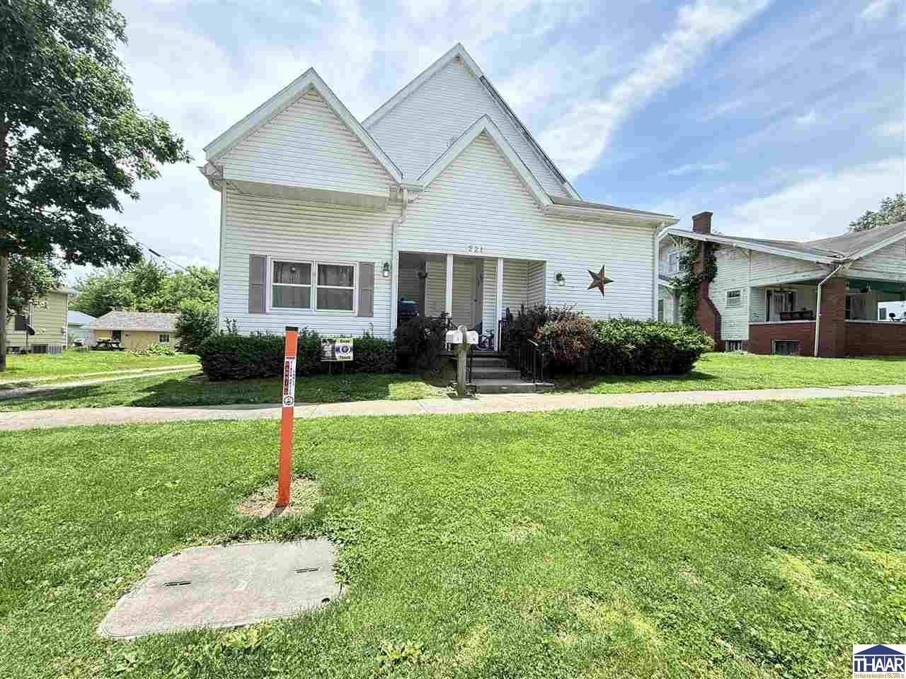 Duplex 3BR 1BA - 221 E Jackson Street, Sullivan, IN