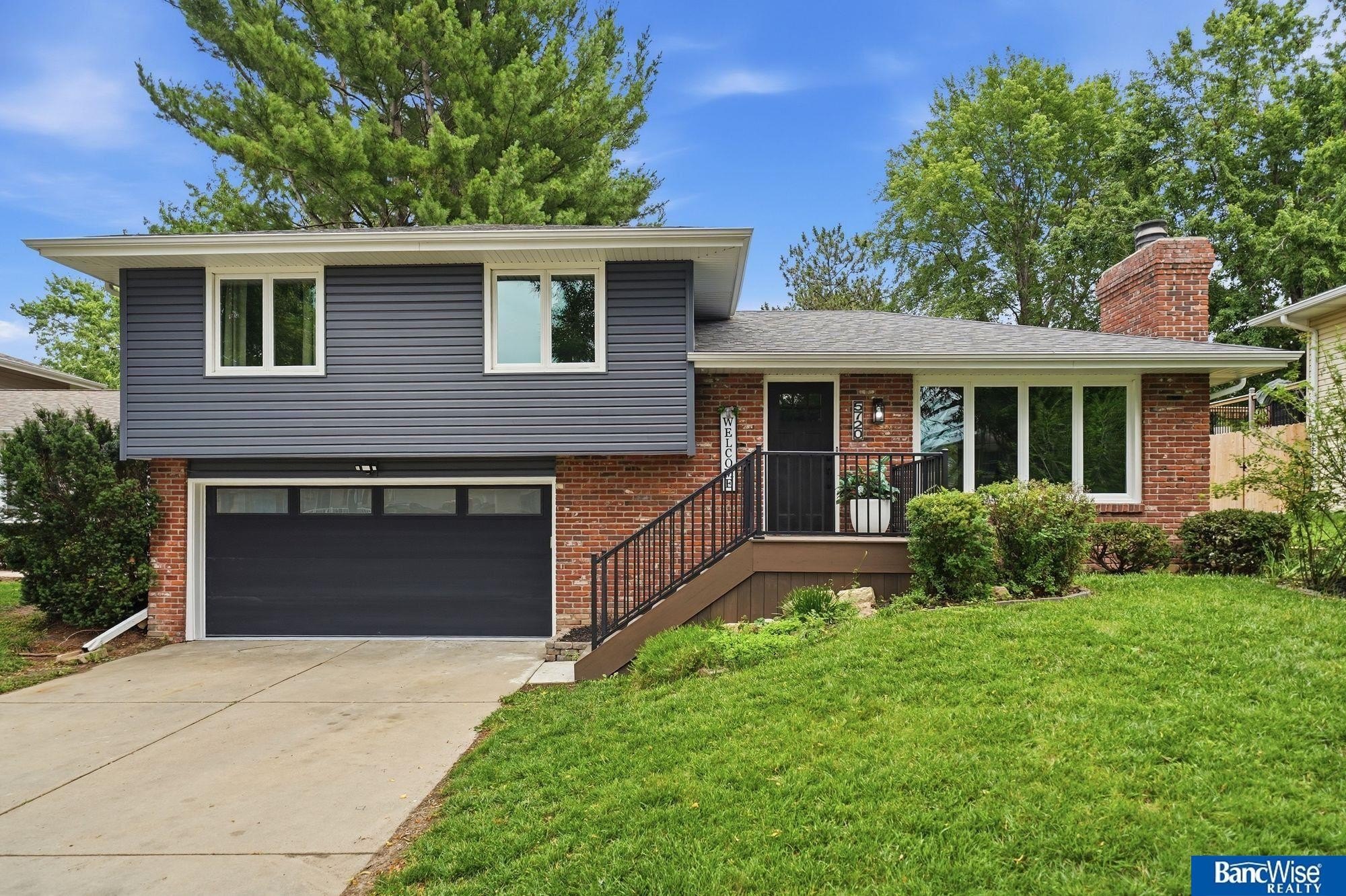 Single Family 4BR 3BA - 5720 S 50 Street, Lincoln, NE