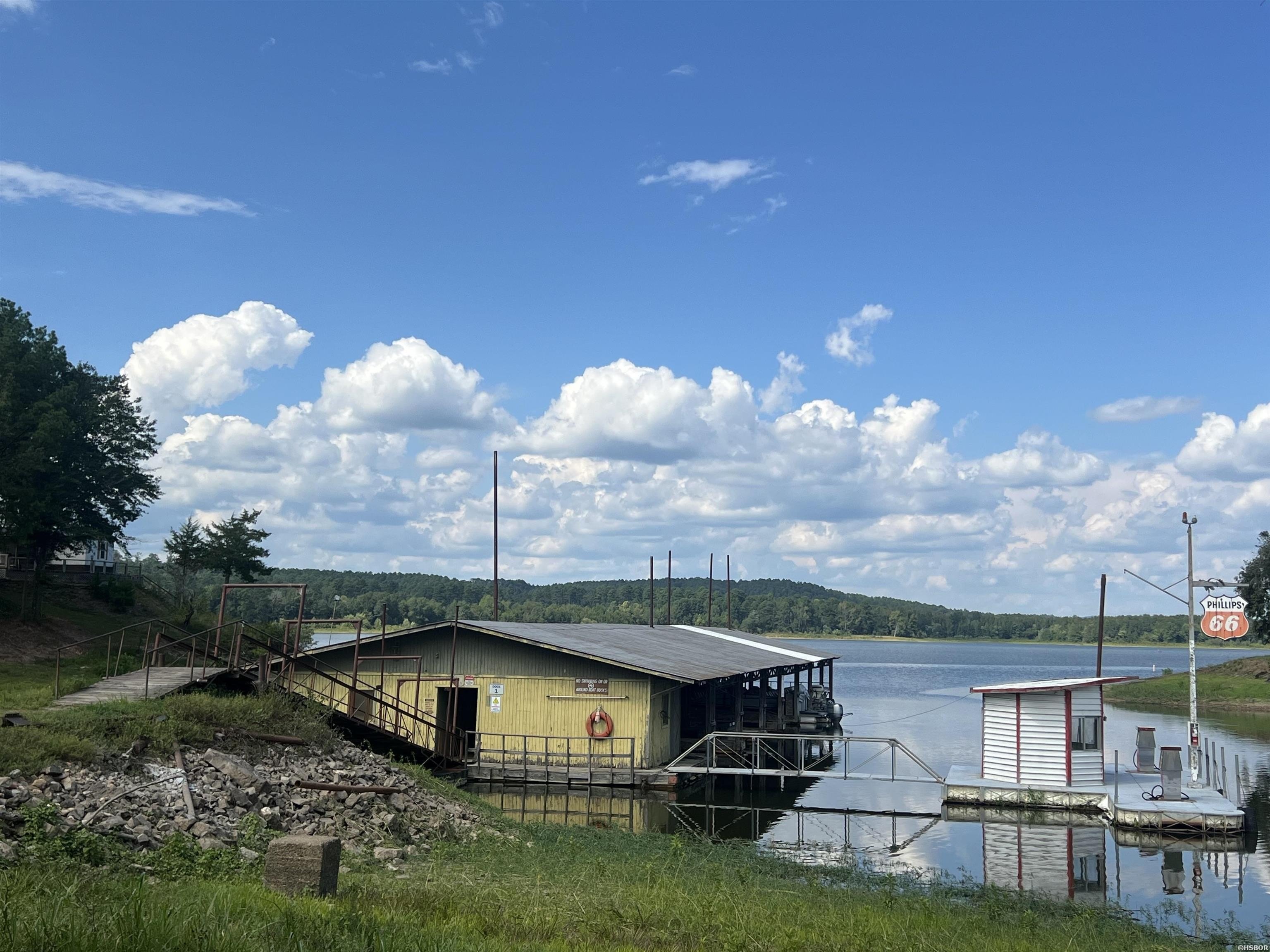 Manufactured Housing 2BR 2BA - 228 FISHING VILLAGE Road, Story, AR