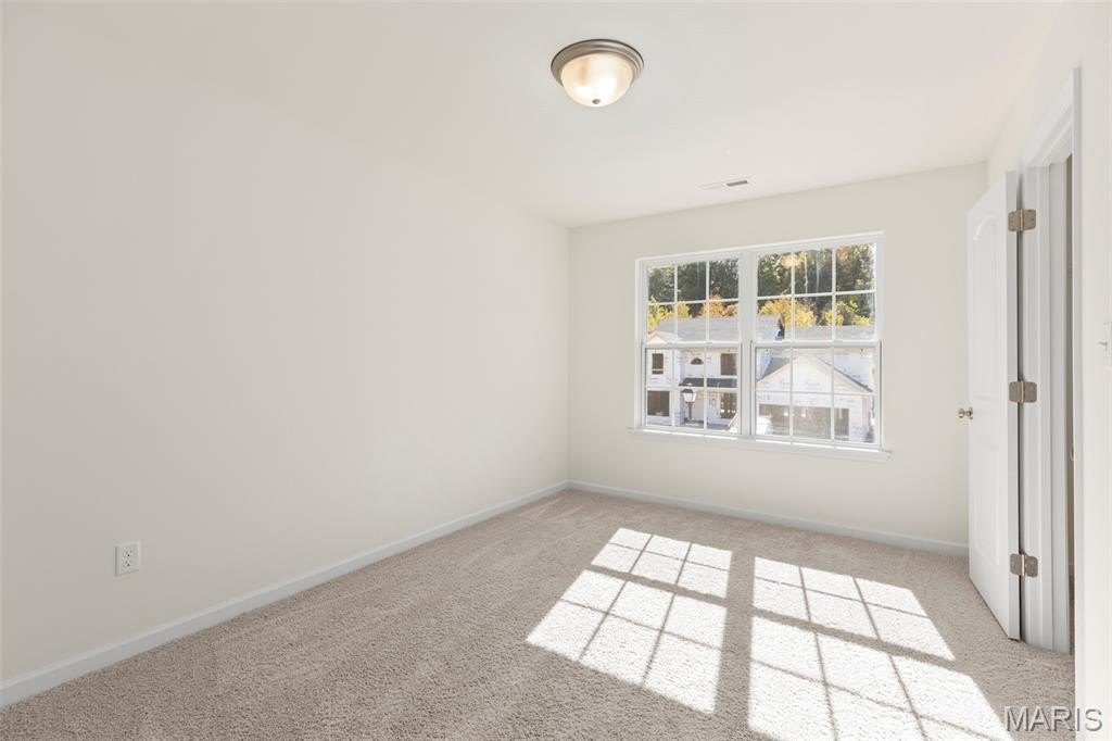 Single Family 4BR 3BA - 1056 Westhaven Boulevard, Wentzville, MO