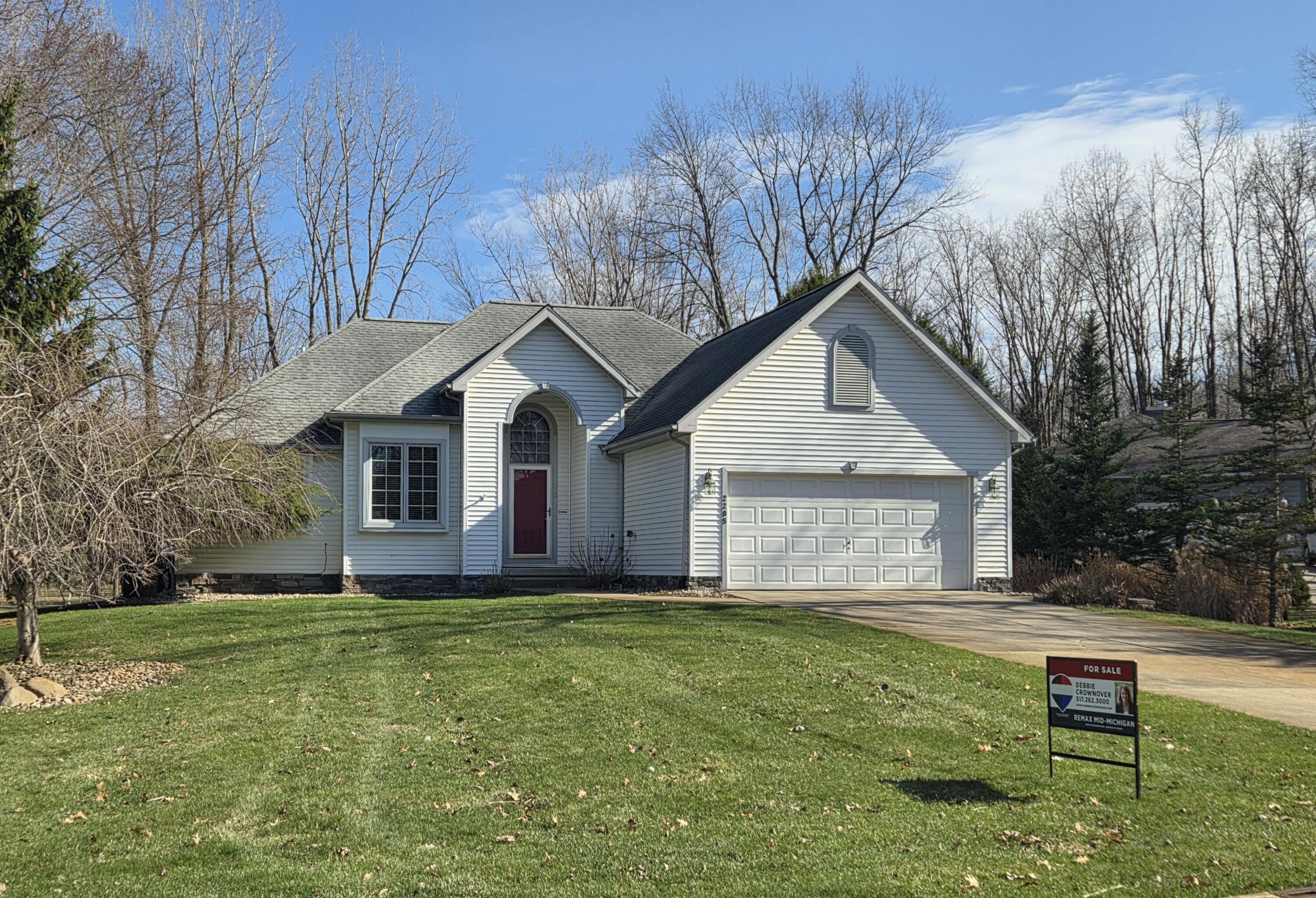 Condo 4BR 3BA - 2205 Lake Wood Drive, Jackson, MI