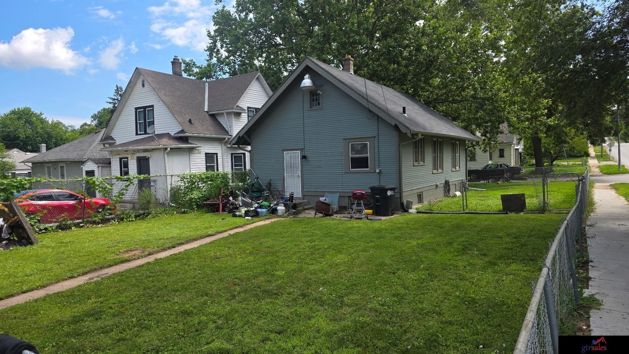 Single Family 2BR 1BA - 3302 N 41 Street, Omaha, NE