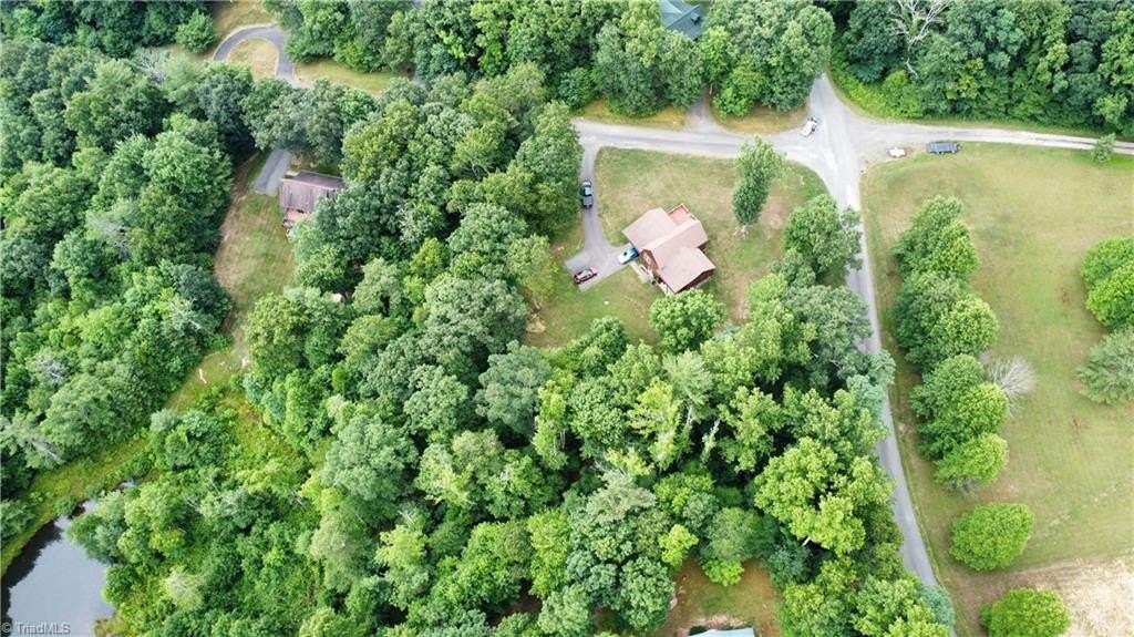 Single Family - 608 Retreat Road - 1034, Hillsville, VA
