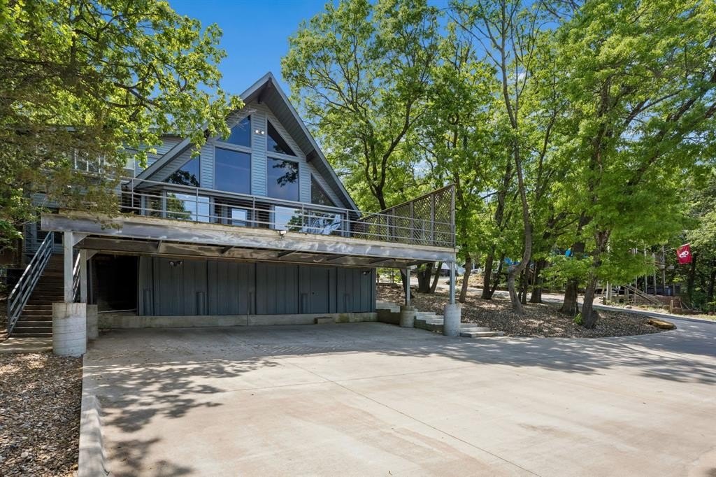 Single Family 5BR 3BA - 86 Queens Drive, Pottsboro, TX