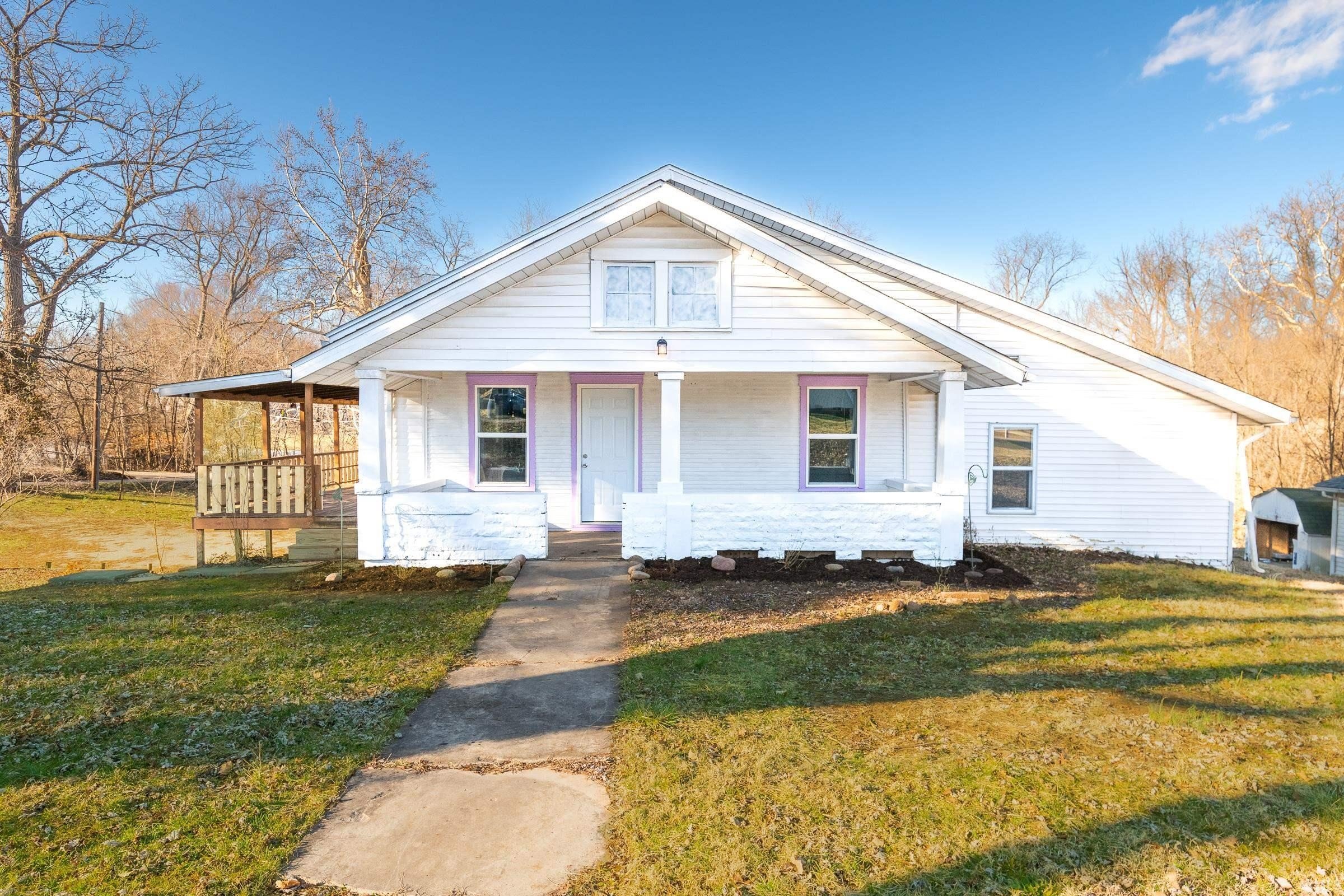 Single Family 4BR 2BA - 715 25Th Street, Bedford, IN