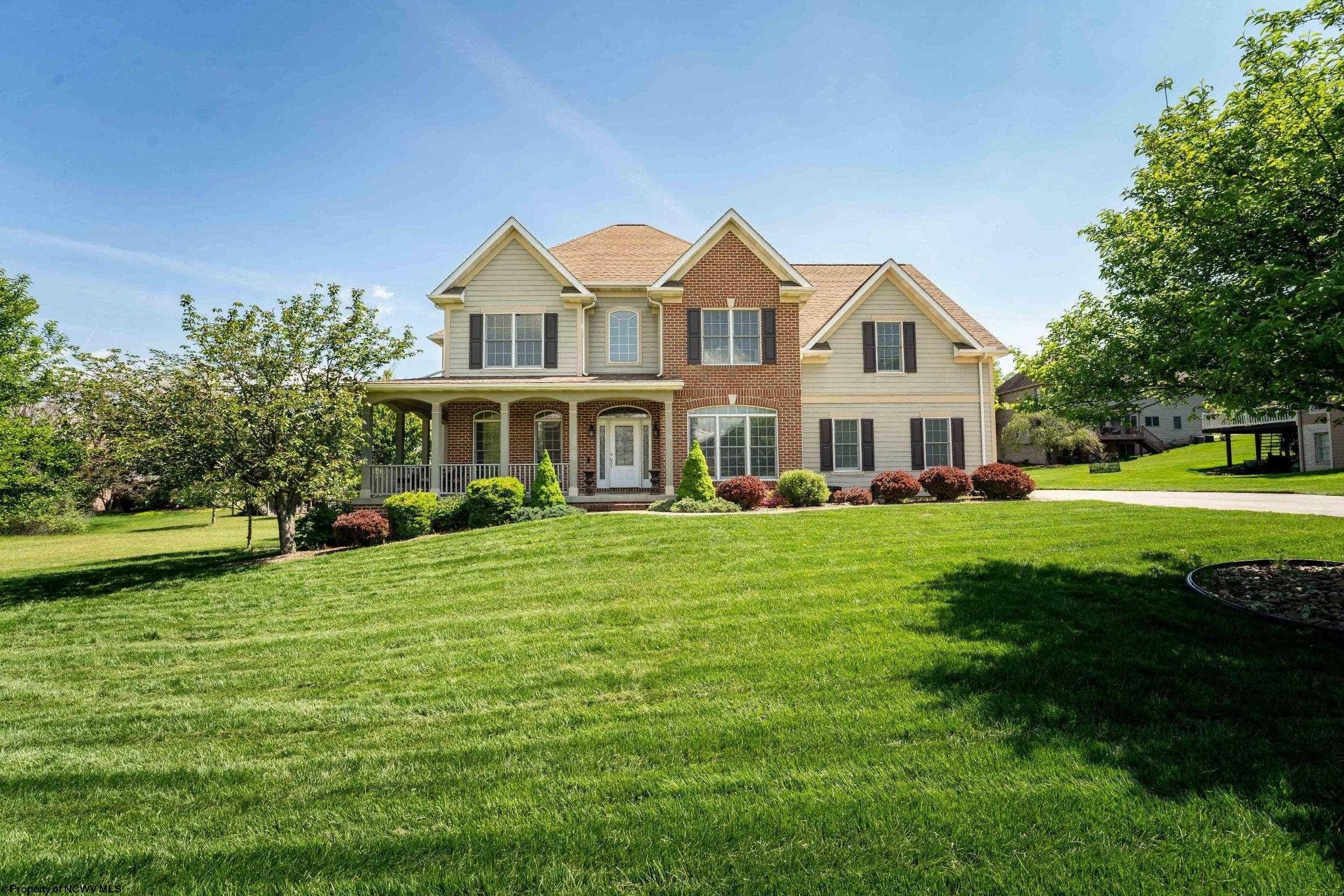 Single Family 5BR 4BA - 410 Santana Place, Morgantown, WV