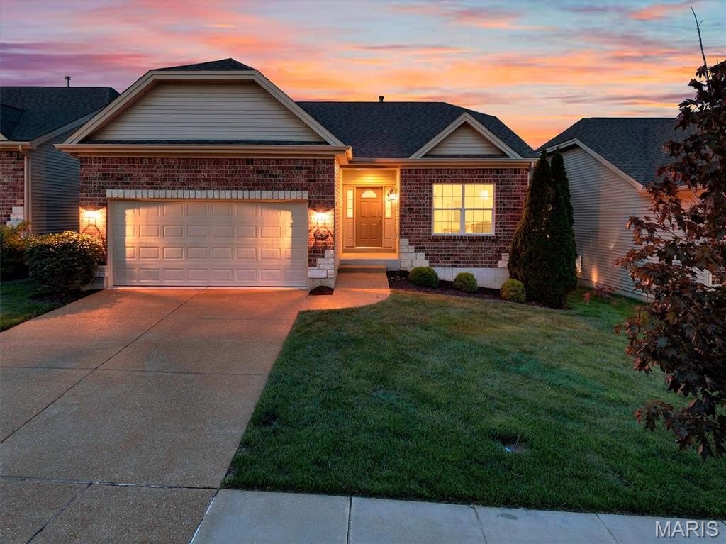 Single Family 2BR 2BA - 1247 Emerald Gardens Drive, St Peters, MO