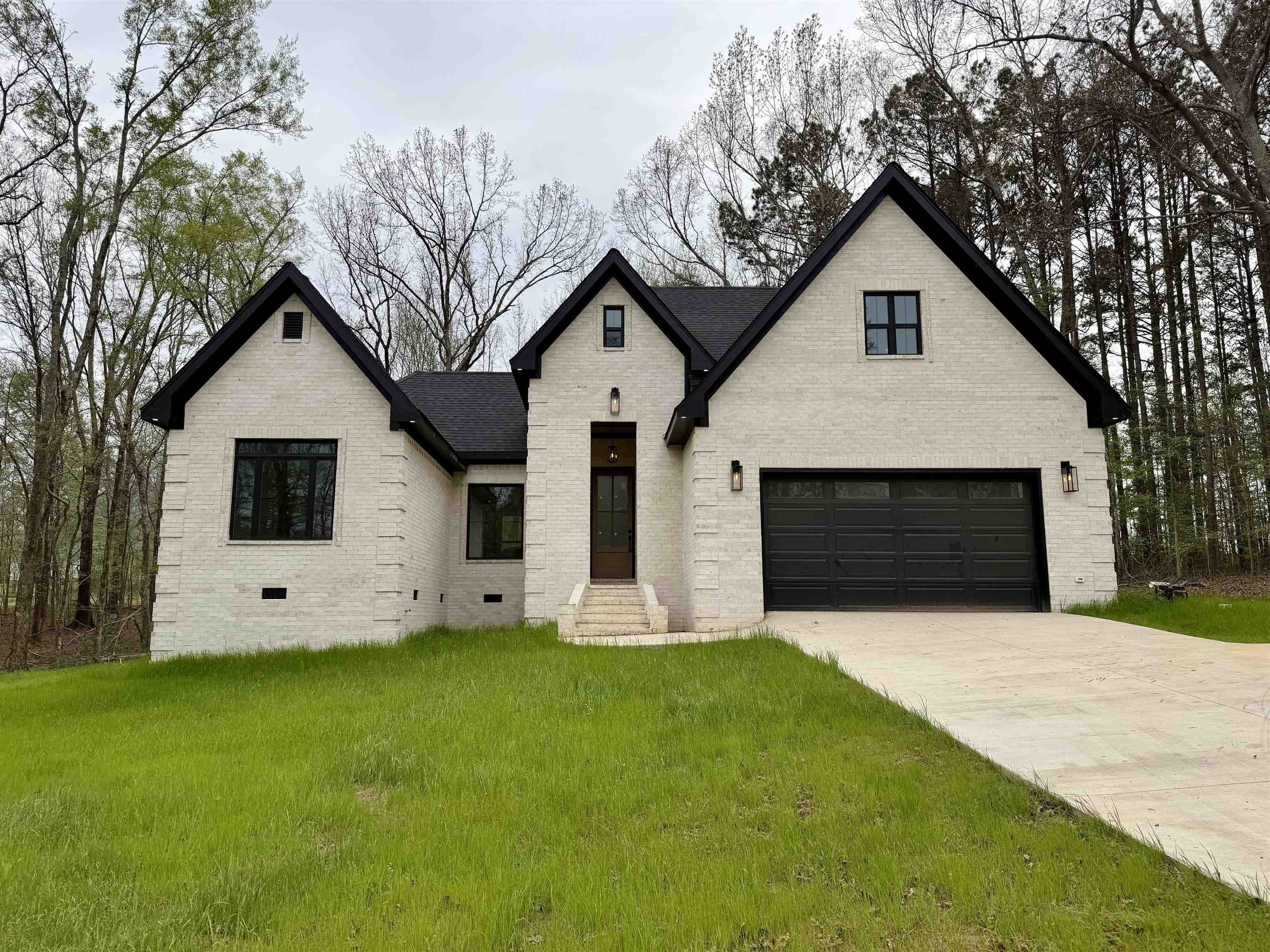 Other 4BR 2BA - 25 CRESCENT Ln, Selmer, TN