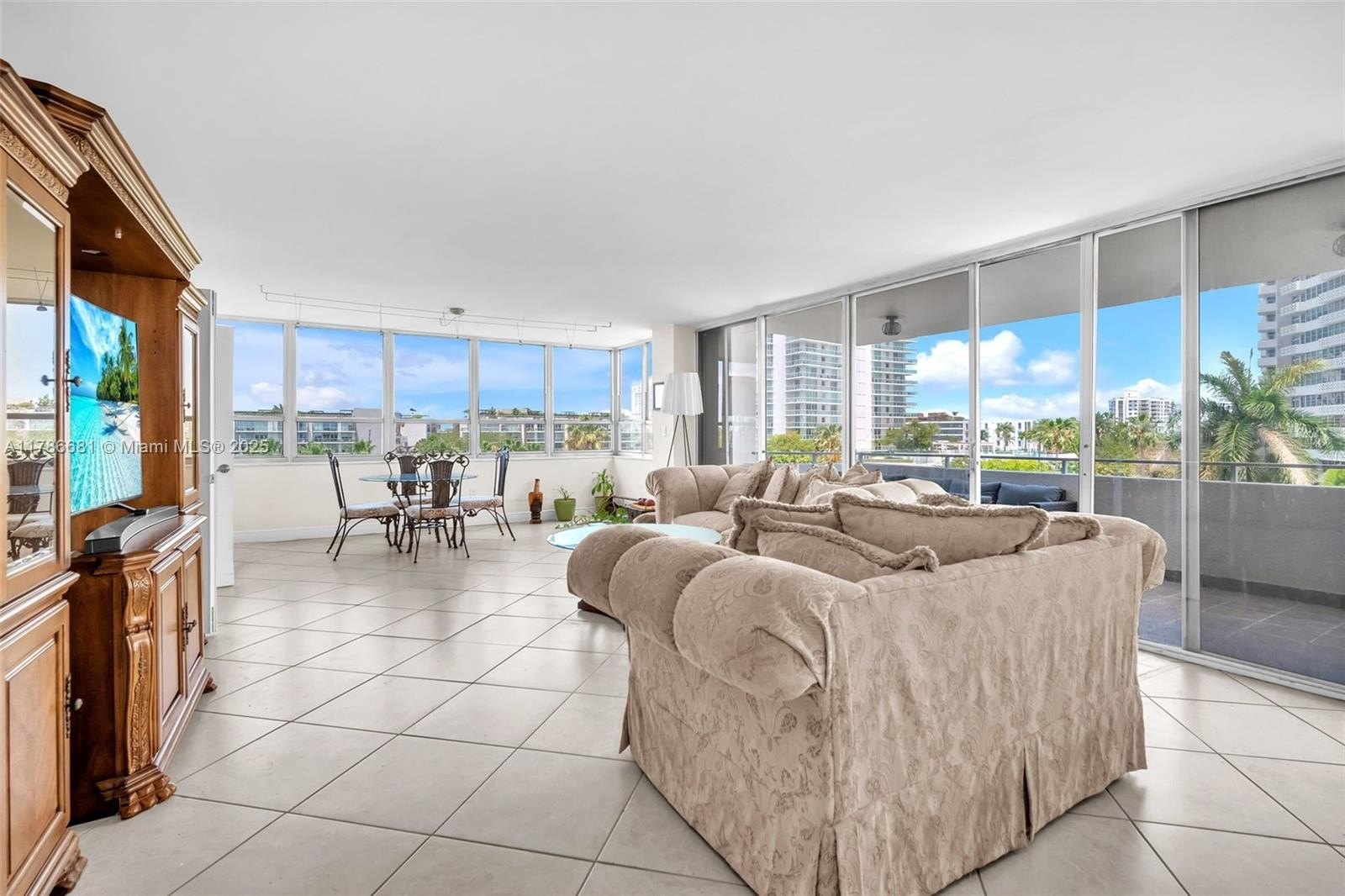 Condo 2BR 3BA - 11 Island Ave, Miami  Beach, FL