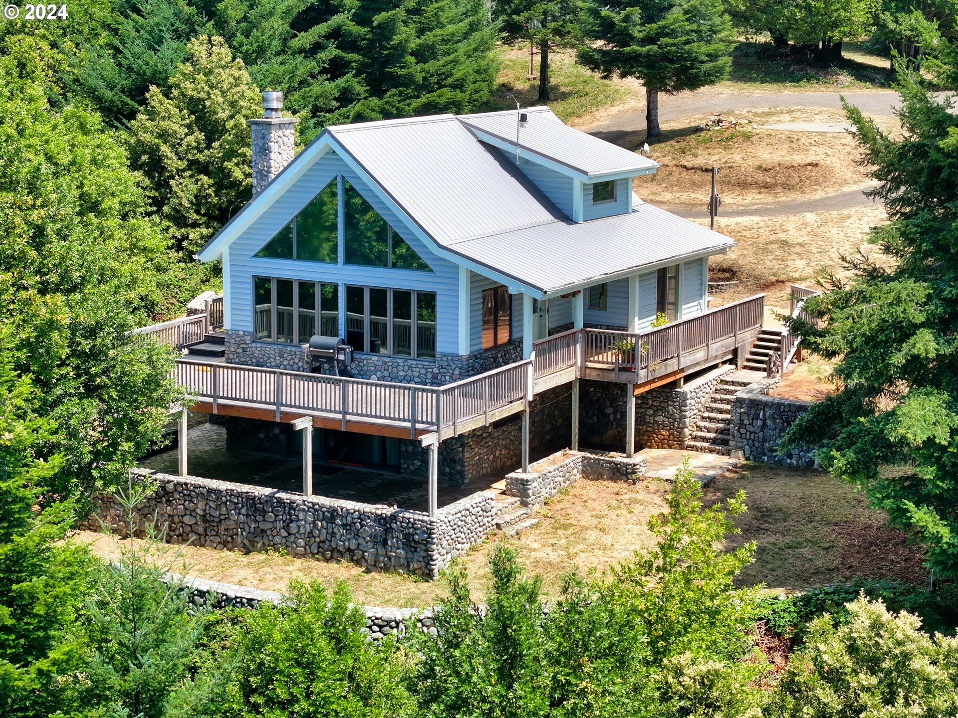 38661 Hwy 101  