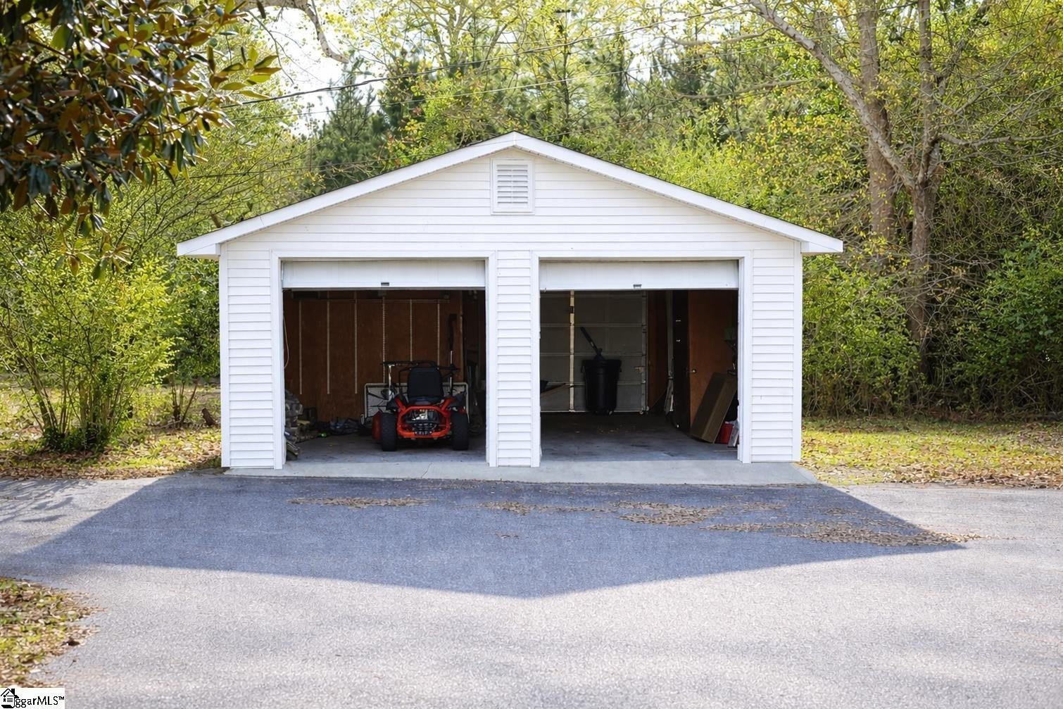 Single Family 4BR 3BA - 710 Airport Road, Newberry, SC