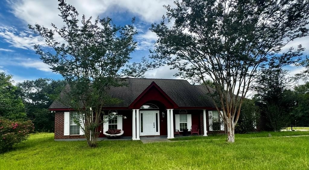 Single Family 3BR 2BA - 24327 Rester Road, Picayune, MS