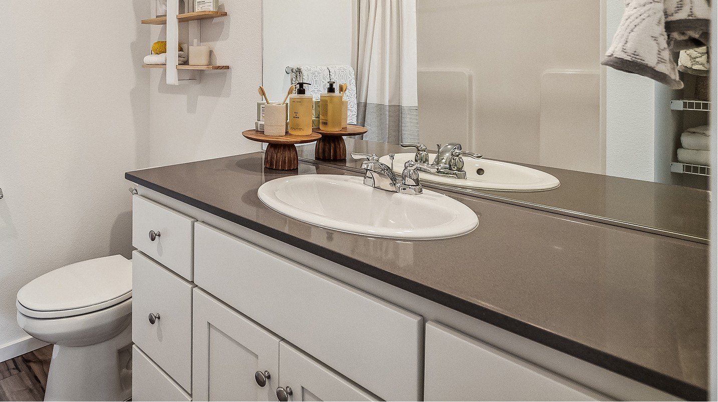 1433 LAURA VISTA DR NW  