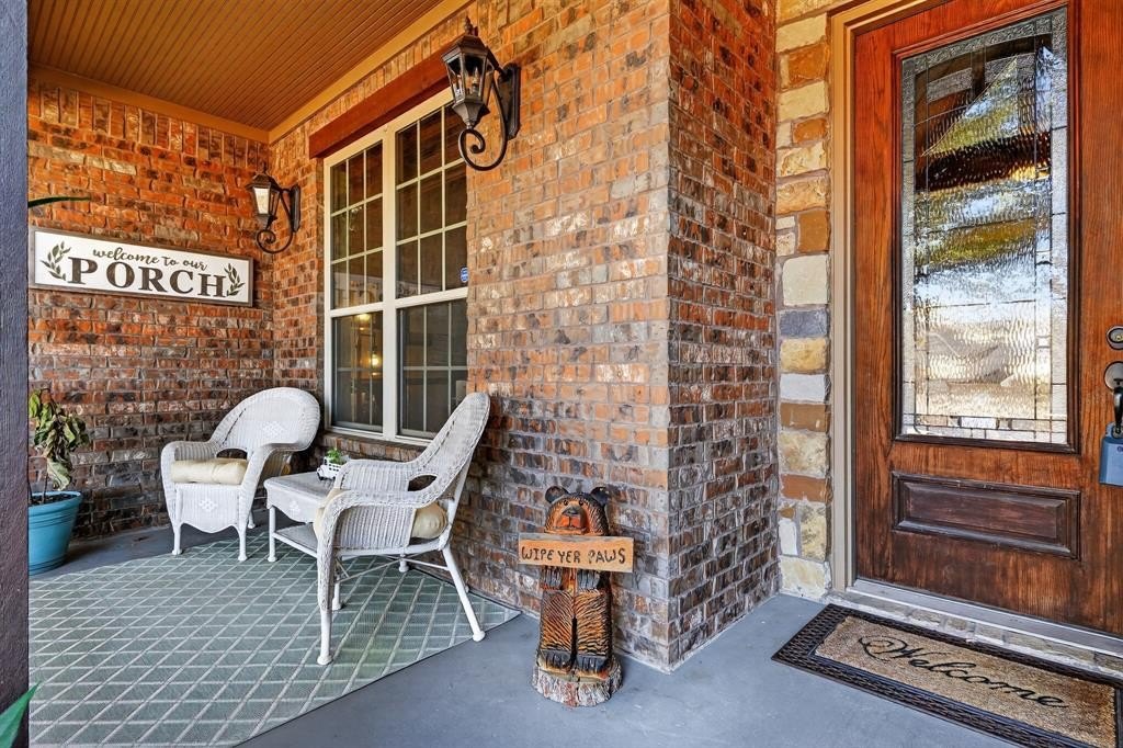 Single Family 4BR 3BA - 3719 Lonesome Creek Road, Granbury, TX