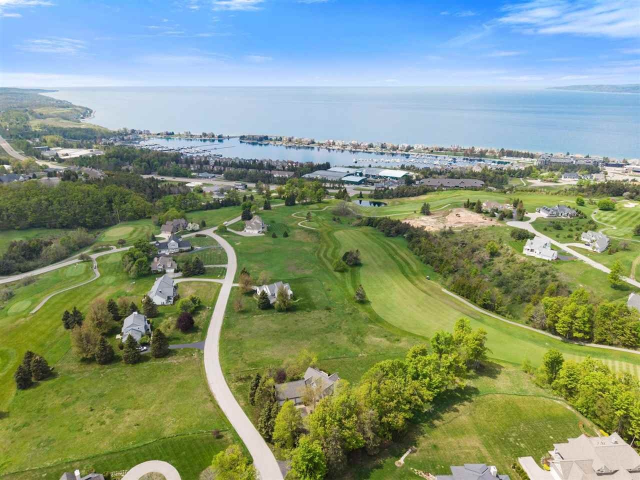 Single Family - 200 Crooked Tree, Petoskey, MI