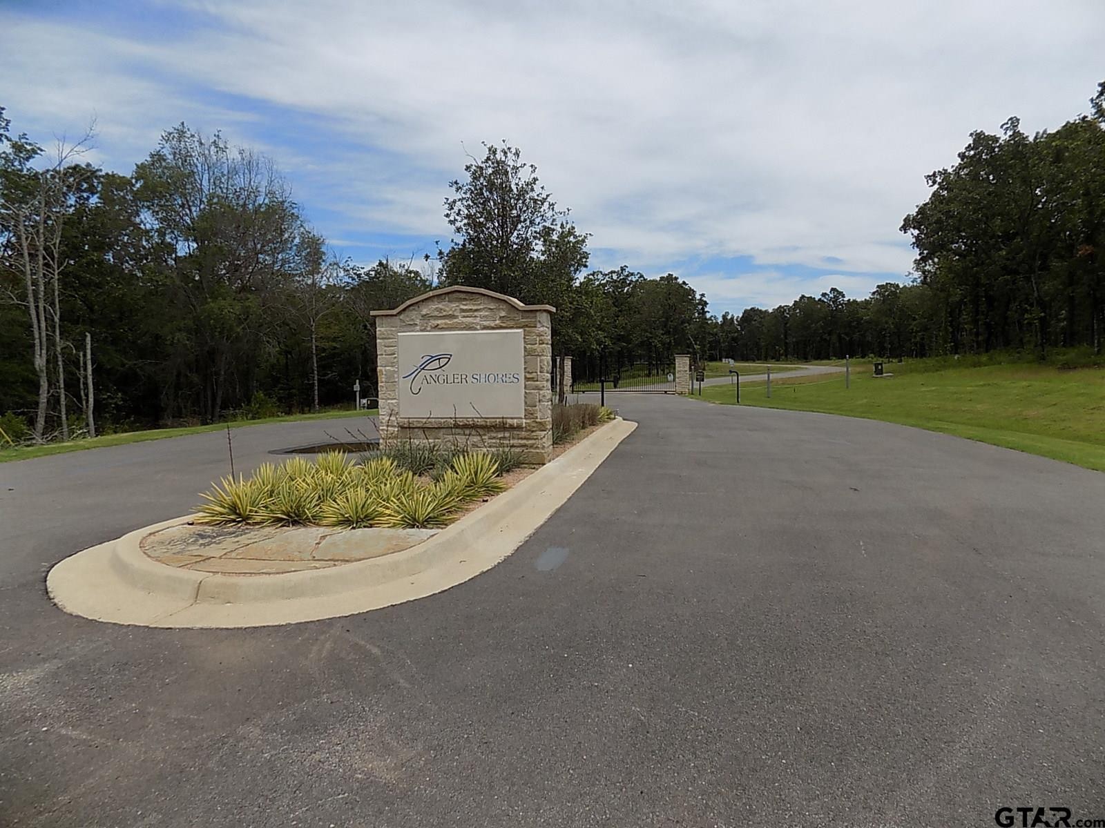 Lot 13 Angler Shrs Dr  