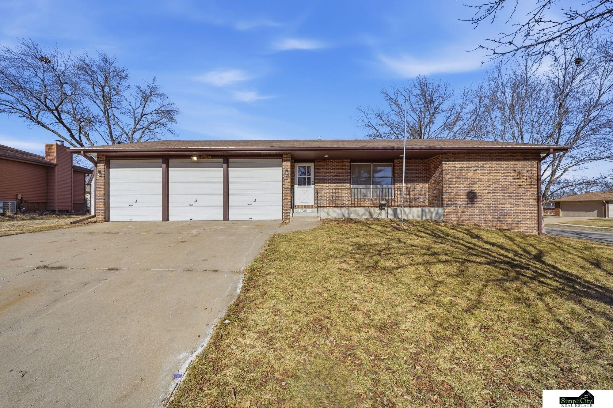 Single Family 3BR 2BA - 1720 Fairfield Street, Lincoln, NE
