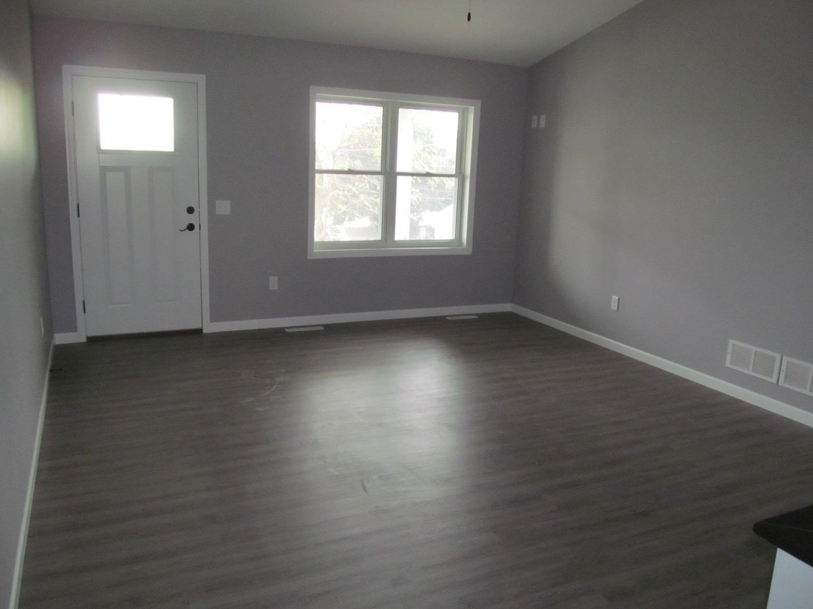 Condo 3BR 3BA - 103 Prospect Street, Montfort, WI