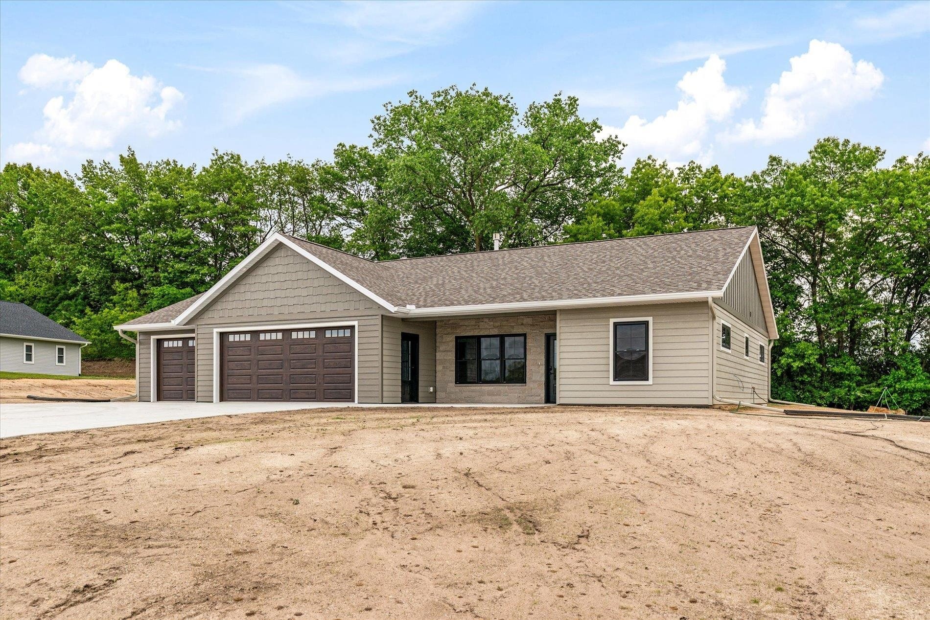 Single Family 3BR 2BA - 38098 Red Cedar Circle, Prairie Du Chien, WI