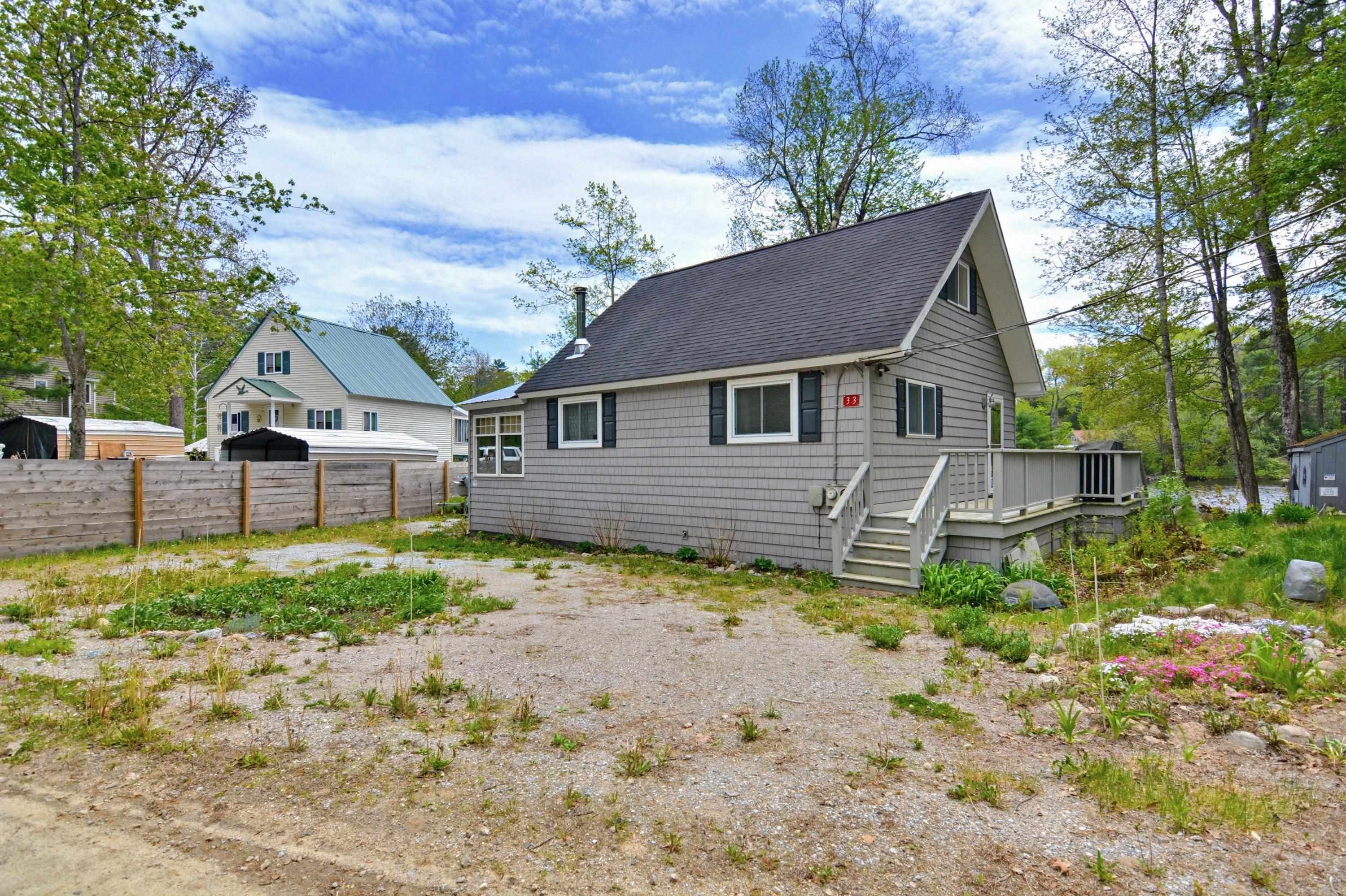 Single Family 2BR 1BA - 33 Moccasin Trail, Hillsborough, NH