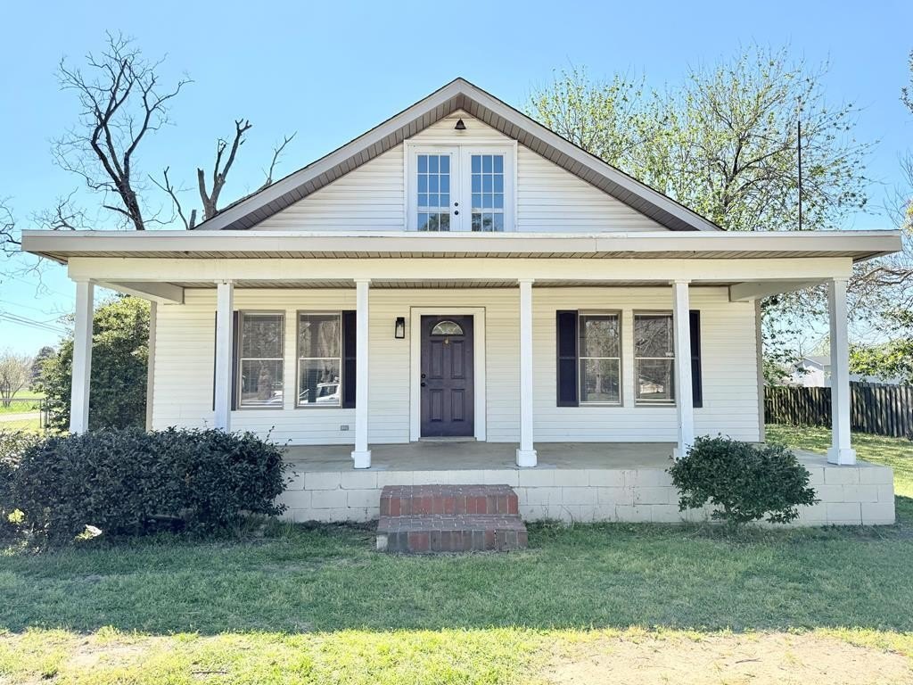 Single Family 3BR 2BA - 939 Hinton Waters Ave, Midland City, AL